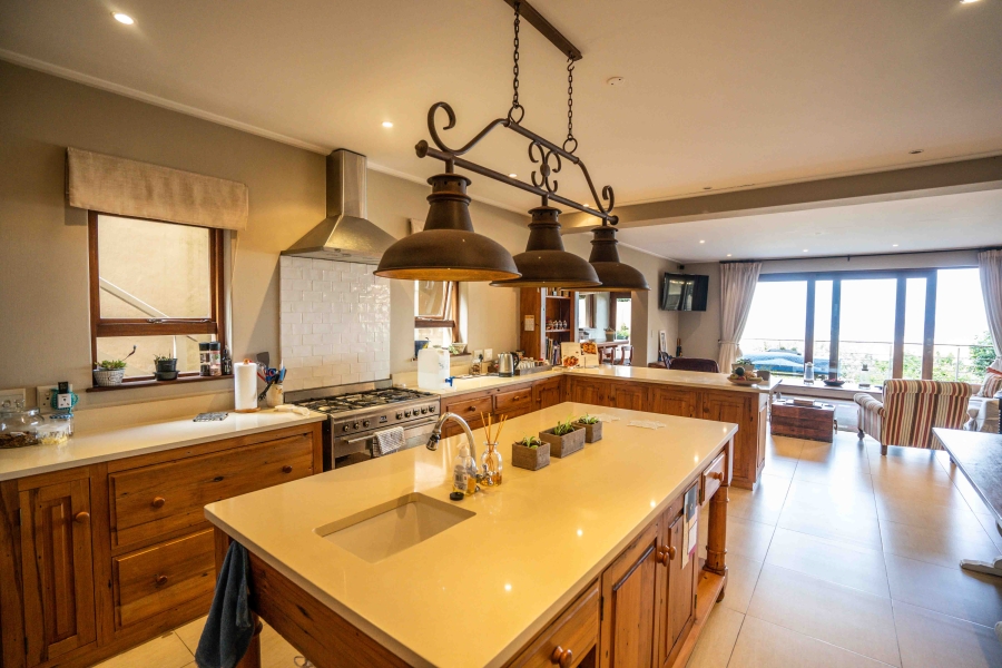 4 Bedroom Property for Sale in Kleinemonde Eastern Cape
